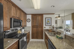 South Harbour 7E 22
