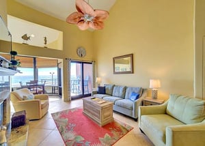 Palm Beach Club 244 3
