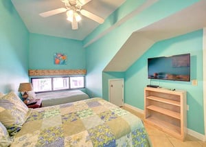Palm Beach Club 244 22