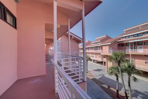 Palm Beach Club 244 32
