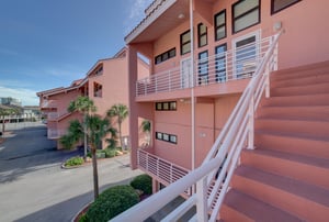 Palm Beach Club 244 33