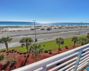 Palm Beach Club 244 38