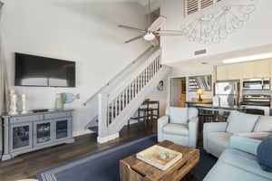 Coral Reef Club 33 4