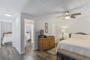 Coral Reef Club 33 14