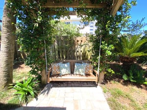 Ariola 103  Mermaid Oasis 56