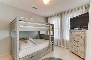 Ocean Front Escape 25