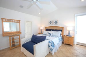 Maldonado 1001  Bakers Dozen Bungalow 16