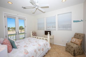 Maldonado 1001  Bakers Dozen Bungalow 22