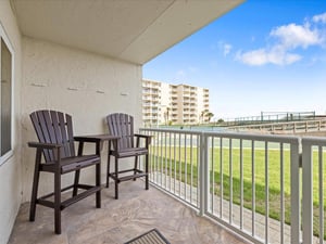 Holiday Surf and Racquet Unit 103 20