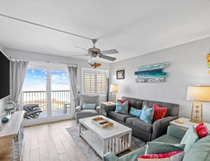 Holiday Surf and Racquet Unit 404 13