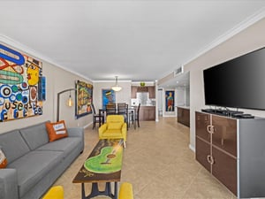 Holiday Surf and Racquet Unit 301 13