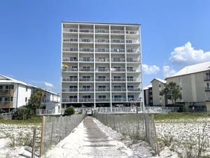 Tropic Isle 805 3