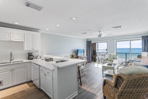 Coral Reef Club 18 8
