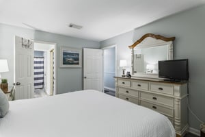 Coral Reef Club 18 13