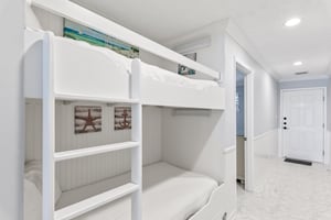 Coral Reef Club 43 10