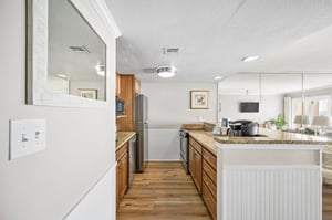 Holiday Surf and Racquet Unit 306 8