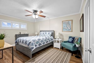 Holiday Surf and Racquet Unit 306 21