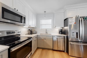Twin Palms 8