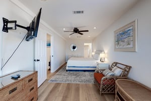 Twin Palms 23