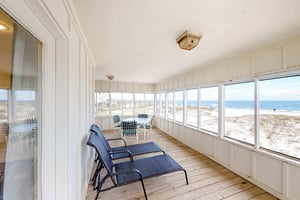 Twin Palms 27