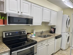 Edgewater 72 9