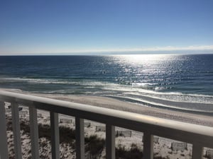 Edgewater 72 10