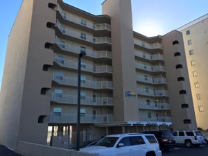 Edgewater 72 27