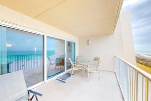 Beach House B303 17