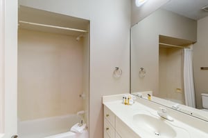 Crescent 415 11