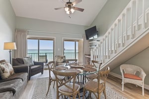 Coral Reef Club 38 1
