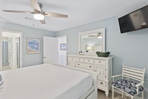 Coral Reef Club 44 13