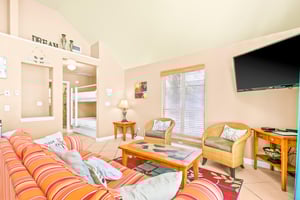 Nantucket Rainbow Cottages 04A 3