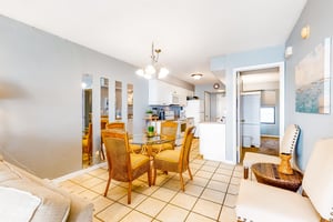 Island Shores 352 6