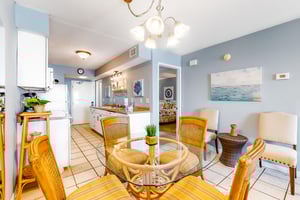 Island Shores 352 7