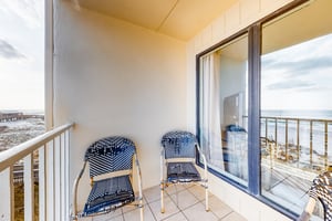 Island Shores 352 18