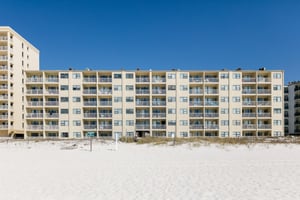 Island Shores 352 22