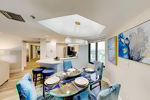 Pointe Estero 903 5