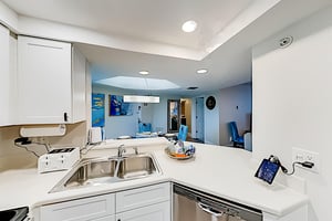 Pointe Estero 903 8