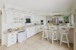 Beachfront Hideaway 5