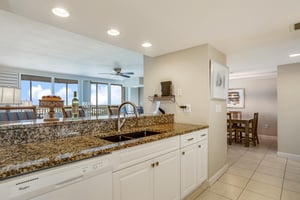Gullwing Beach Resort 1002 16