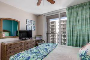 Gullwing Beach Resort 1002 20