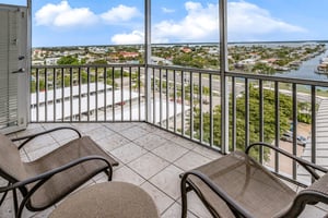 Gullwing Beach Resort 1002 30