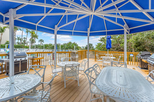 Gullwing Beach Resort 1002 33