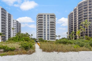 Gullwing Beach Resort 1002 44