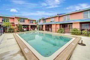 Fort Myers Tiki Bar Retreat 15