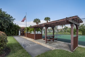 Grace Condo 28