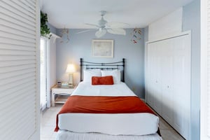 Salty Air Retreat 11