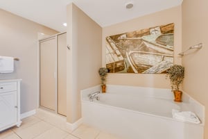 Splash Resort 1001W 35