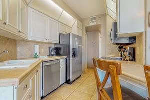 Surfside Resort 608 7