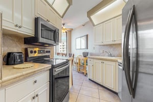 Surfside Resort 608 8